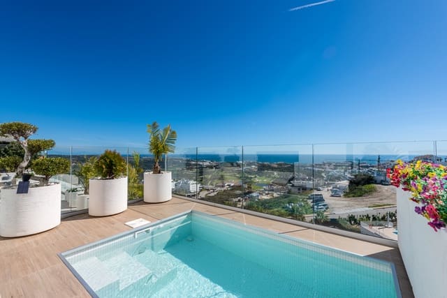 2 bedroom Penthouse for sale in La Cala de Mijas, Mijas with pool garage - € 995,000 (Ref: 9444772)
