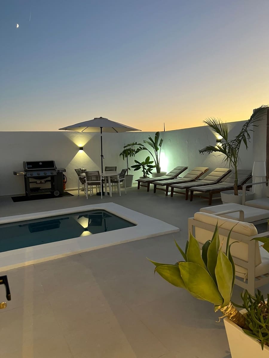 Ático de 2 habitaciones en Fuengirola en venta con piscina - 1.049.000 € (Ref: 9447186)