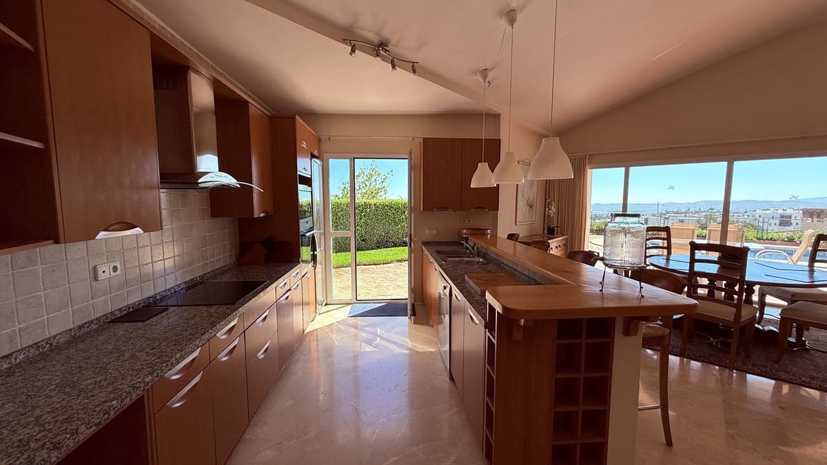 3 chambre Villa/Maison à vendre à Benalmadena avec piscine garage - 1 700 000 € (Ref: 9489962)