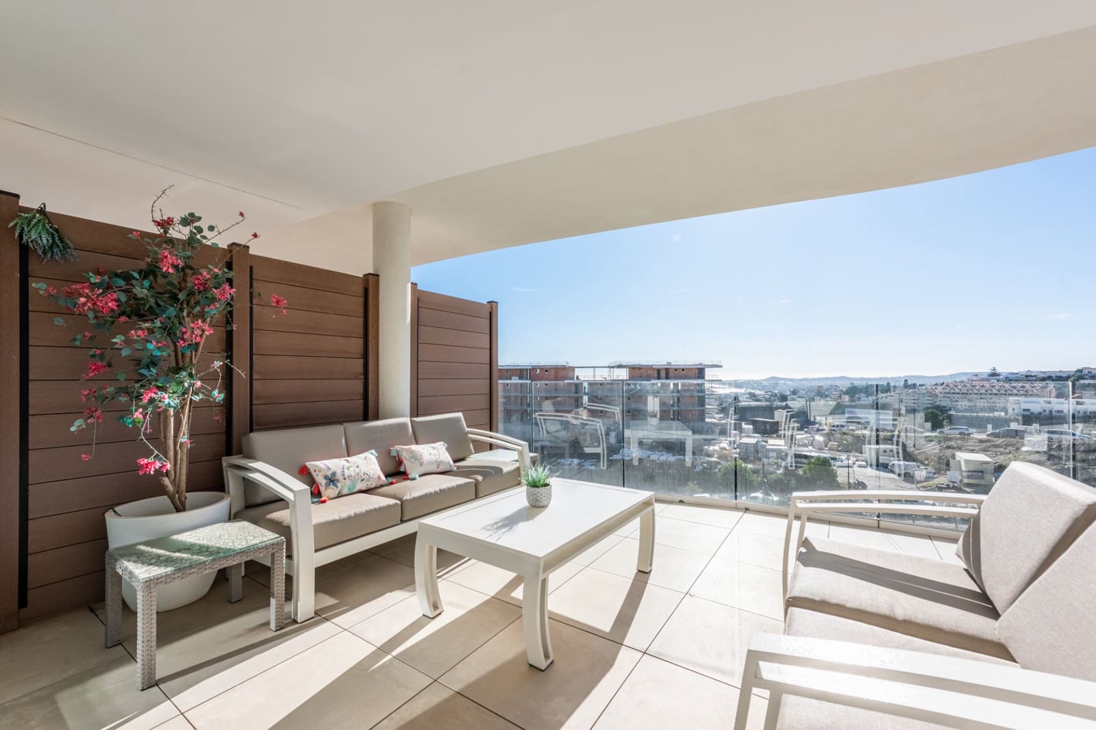 2 soveværelse Lejlighed til salg i Fuengirola med swimmingpool - € 595.000 (Ref: 9503251)