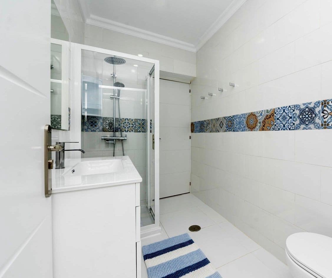 6 soveværelse Villa til salg i Benalmadena Costa med swimmingpool garage - € 1.395.000 (Ref: 9614082)