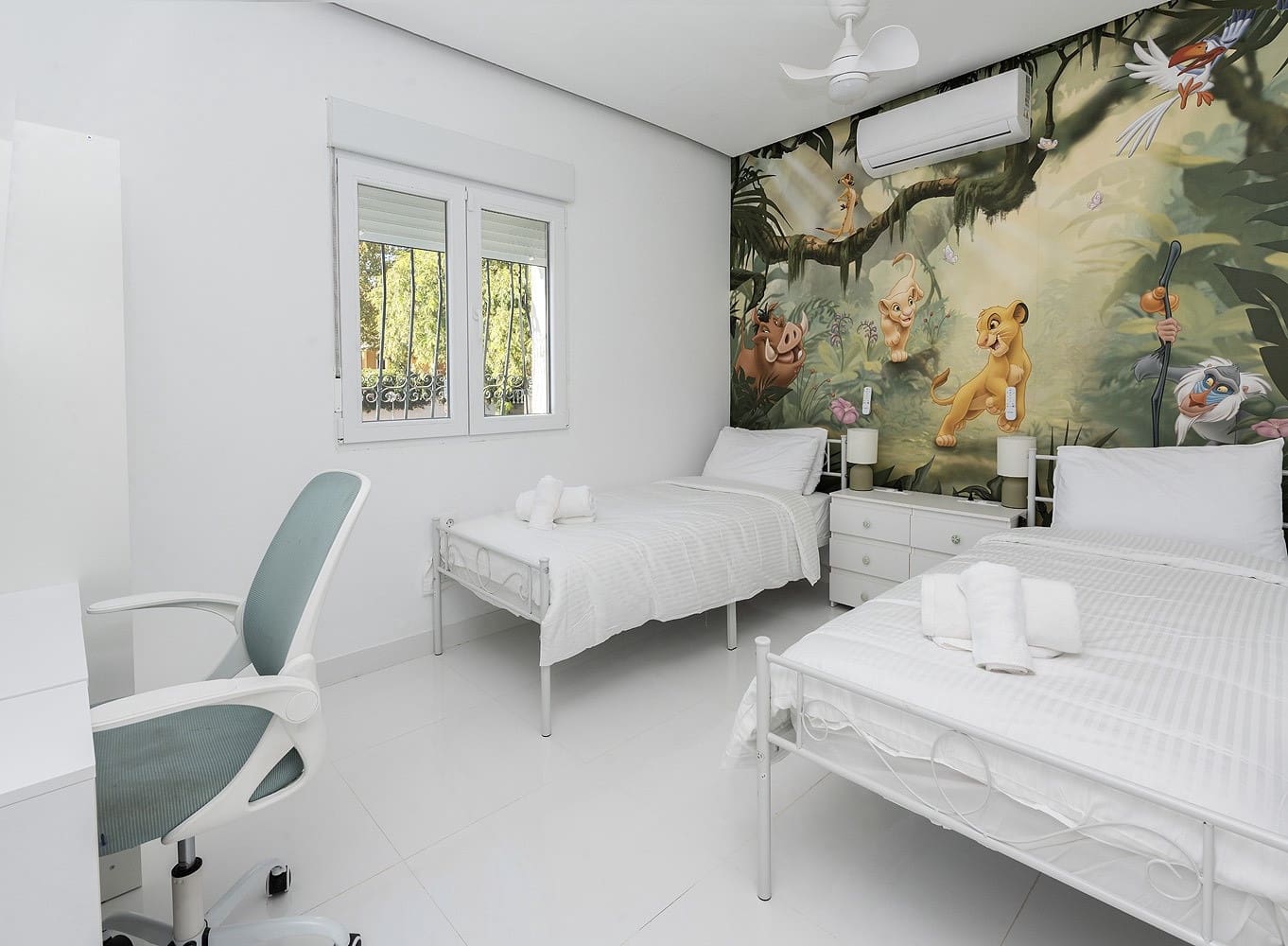 6 soveværelse Villa til salg i Benalmadena Costa med swimmingpool garage - € 1.395.000 (Ref: 9614082)