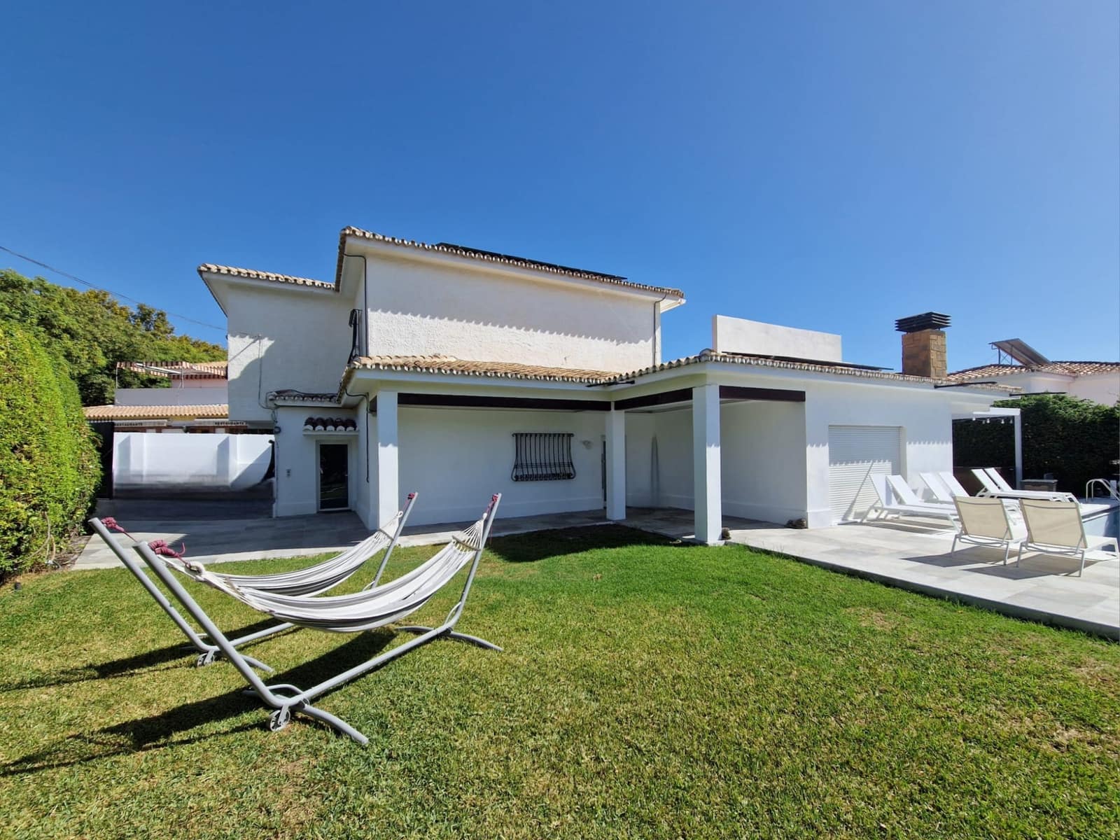 6 soveværelse Villa til salg i Benalmadena Costa med swimmingpool garage - € 1.395.000 (Ref: 9614082)