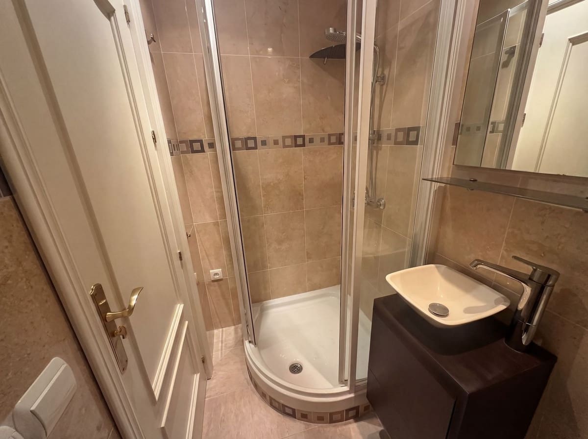 2 soveværelse Villa til salg i Fuengirola med swimmingpool garage - € 640.000 (Ref: 9618467)