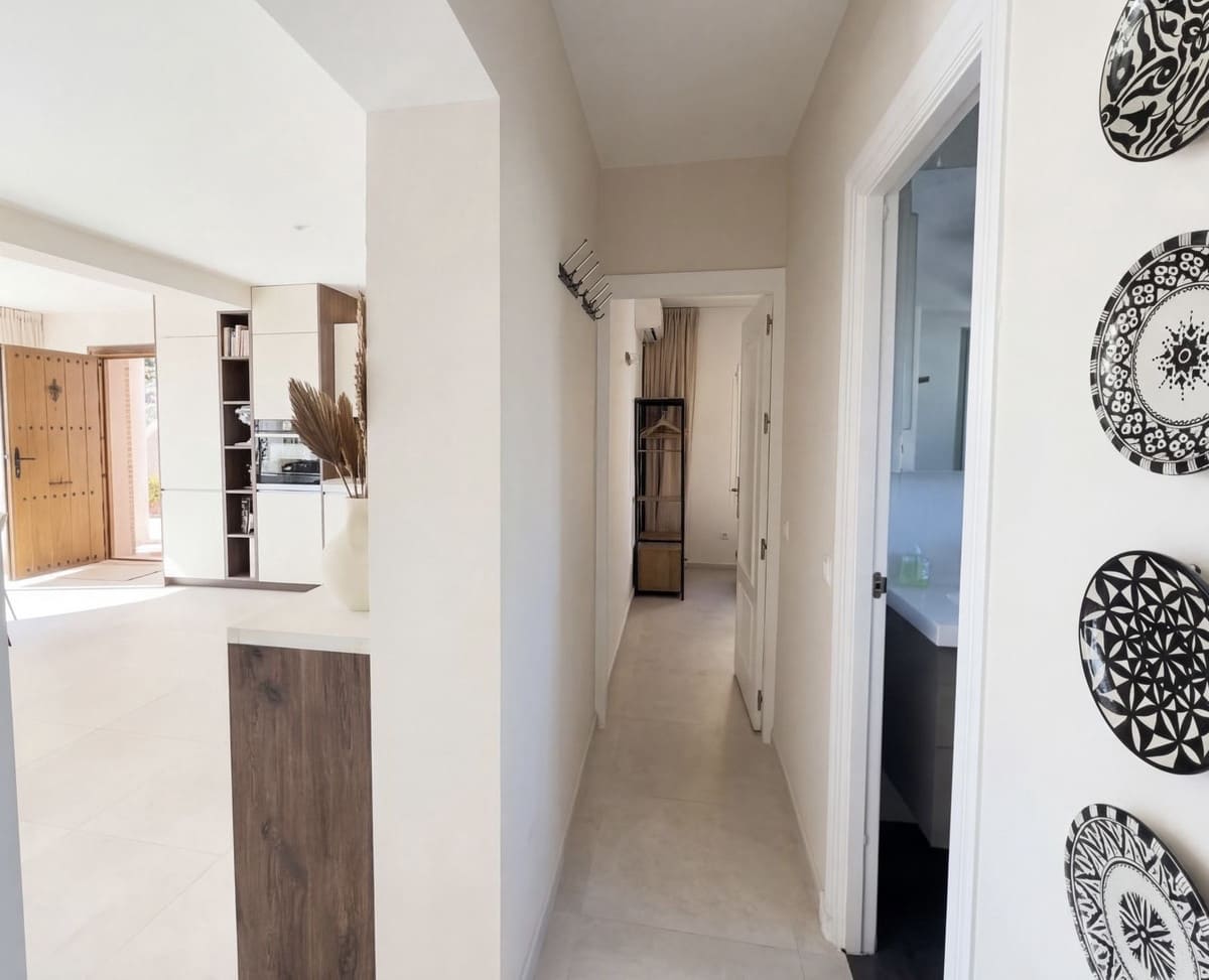 2 soveværelse Villa til salg i Fuengirola med swimmingpool garage - € 640.000 (Ref: 9618467)