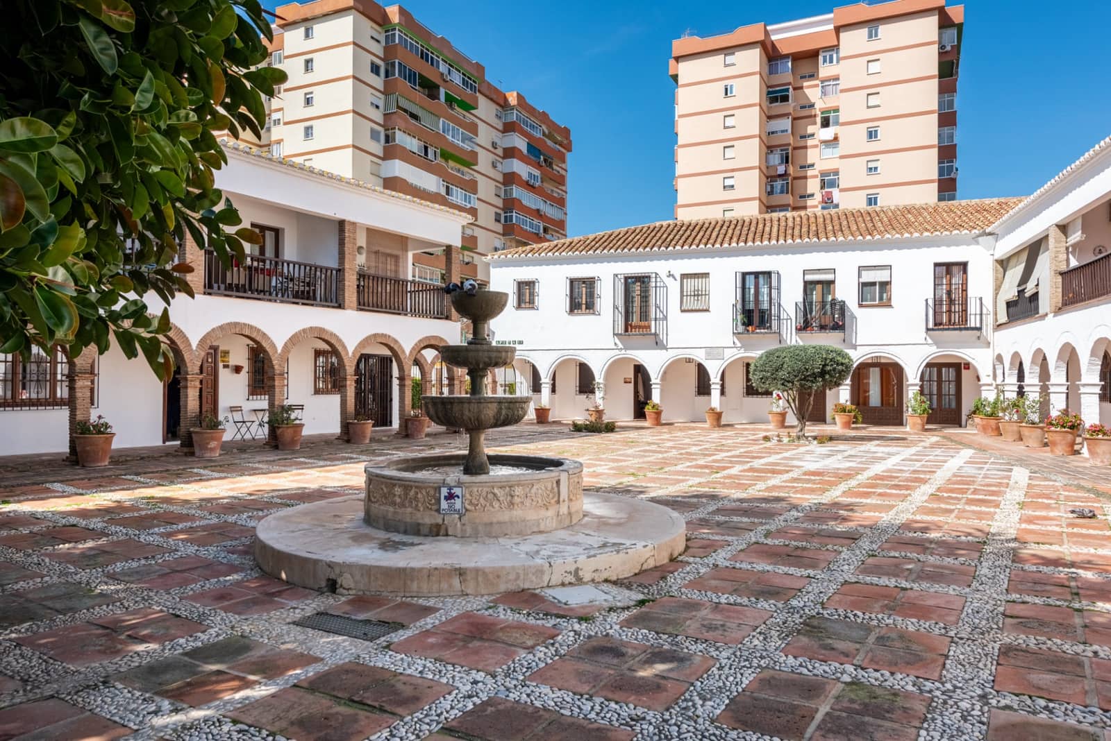 2 sypialnia Dom na sprzedaż w Fuengirola z garażem - 395 000 € (Ref: 9645977)