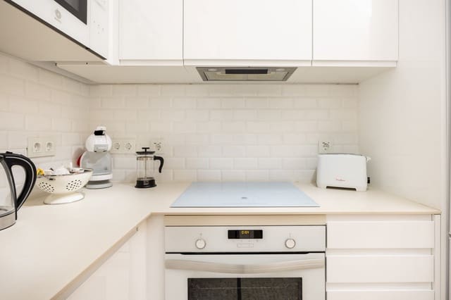 4 slaapkamer Appartement te koop in Málaga stad - € 1.480.000 (Ref: 9653191)