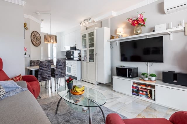 2 Zimmer Haus zu verkaufen in La Reserva, Marbella mit Pool - 327.000 € (Ref: 9681398)