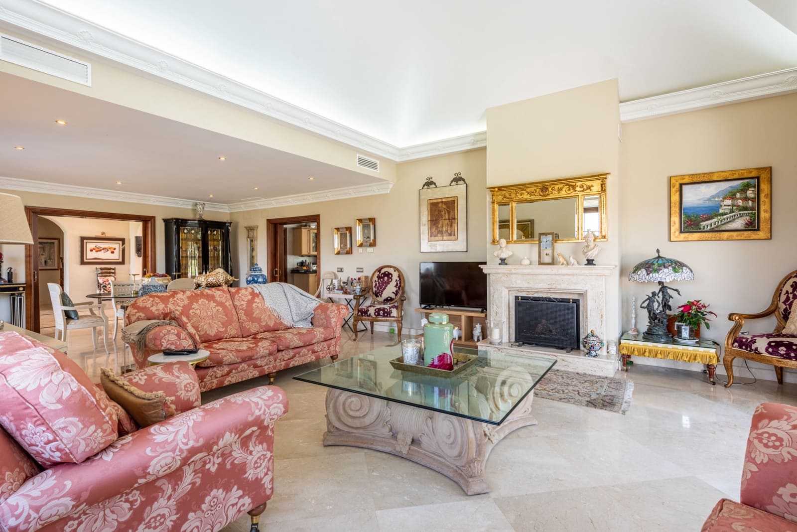 4 bedroom Villa for sale in Mijas Costa with pool garage - € 1,999,500 (Ref: 9694234)