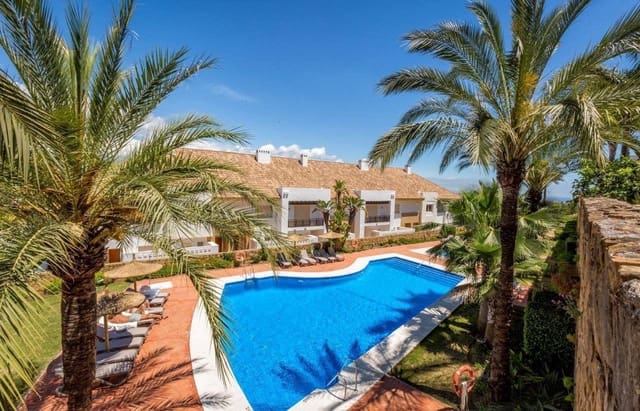Casa de 3 habitaciones en Mijas Costa, Mijas en venta con piscina garaje - 530.000 € (Ref: 9720576)