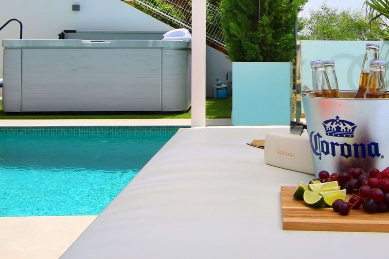 Chalet de 5 habitaciones en La Cala de Mijas en venta con piscina garaje - 2.395.000 € (Ref: 9753528)