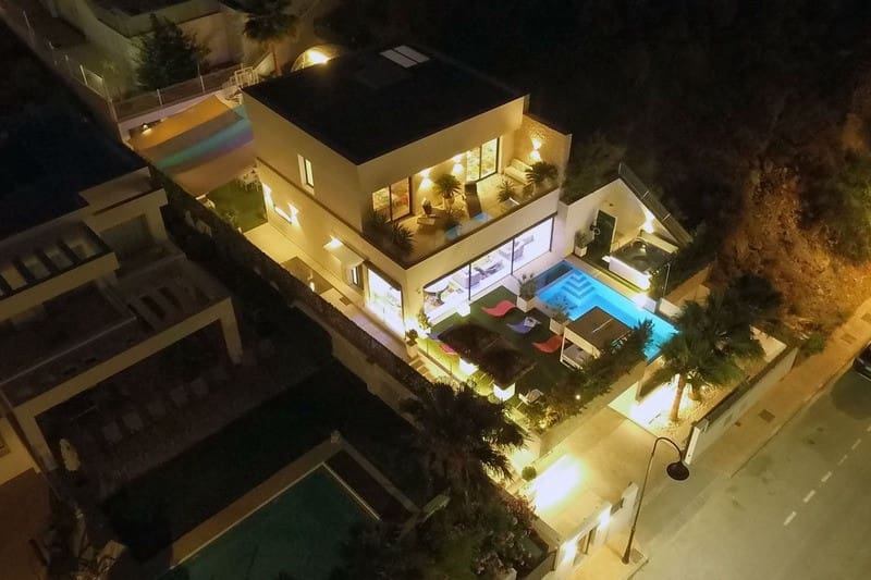 Chalet de 5 habitaciones en La Cala de Mijas en venta con piscina garaje - 2.395.000 € (Ref: 9753528)