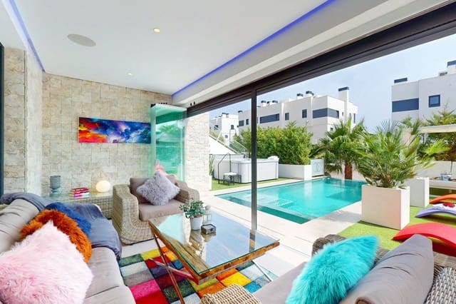 Chalet de 5 habitaciones en La Cala de Mijas, Mijas en venta con piscina garaje - 2.395.000 € (Ref: 9753528)