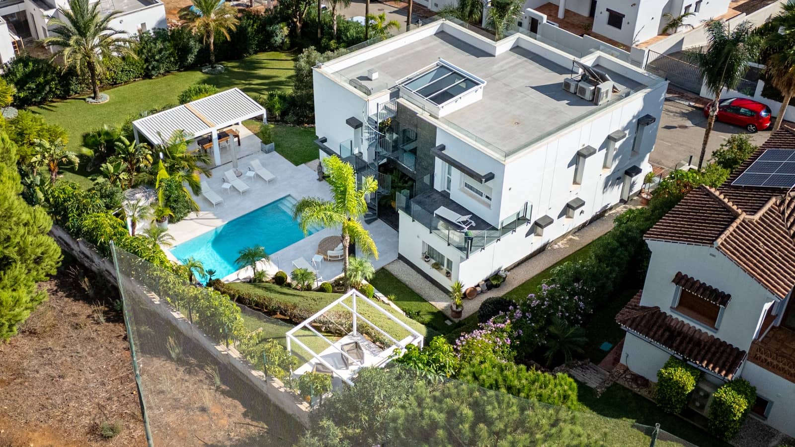 5 slaapkamer Villa te koop in Mijas Costa met zwembad garage - € 1.650.000 (Ref: 9753530)