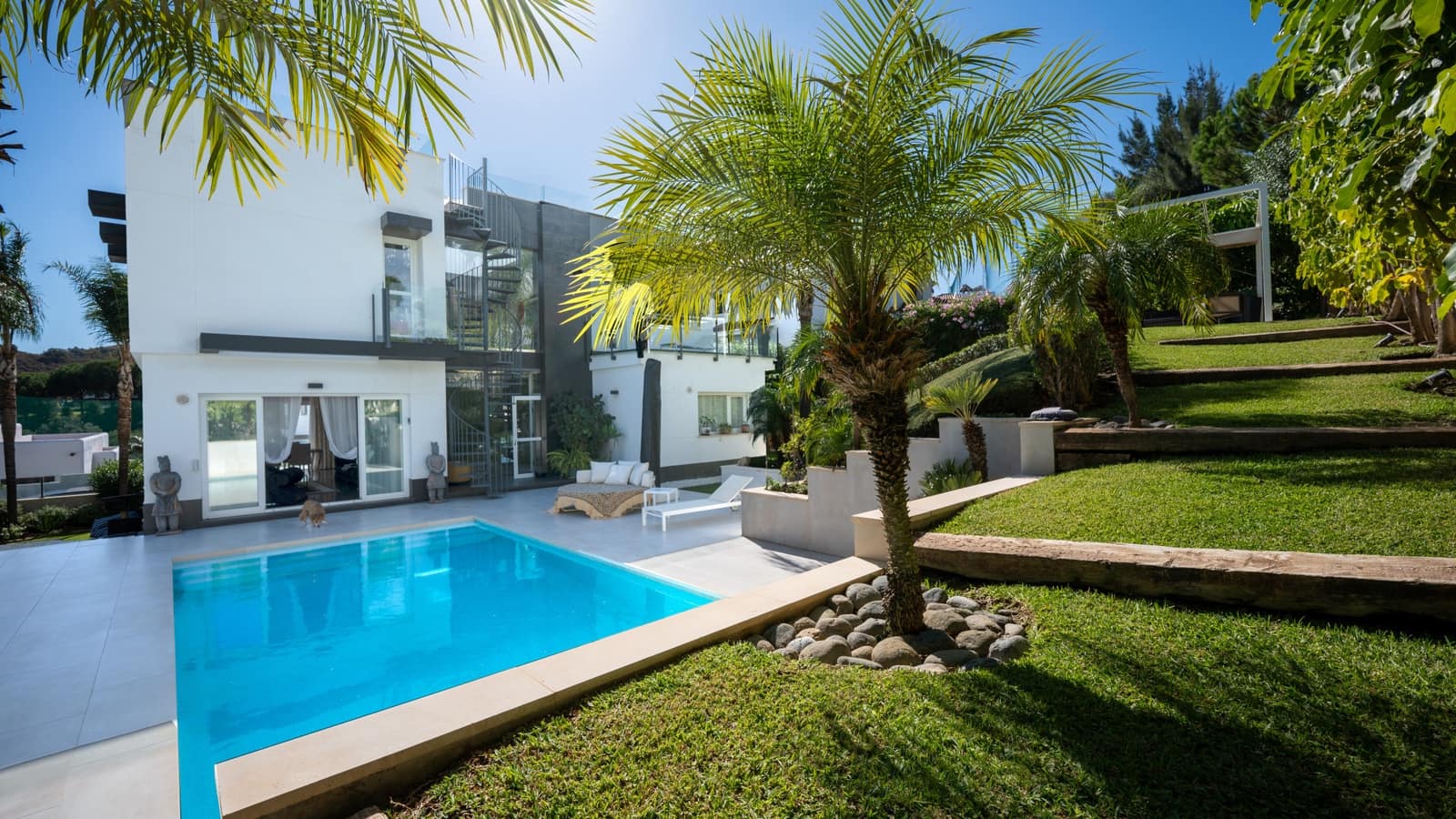 5 slaapkamer Villa te koop in Mijas Costa met zwembad garage - € 1.650.000 (Ref: 9753530)