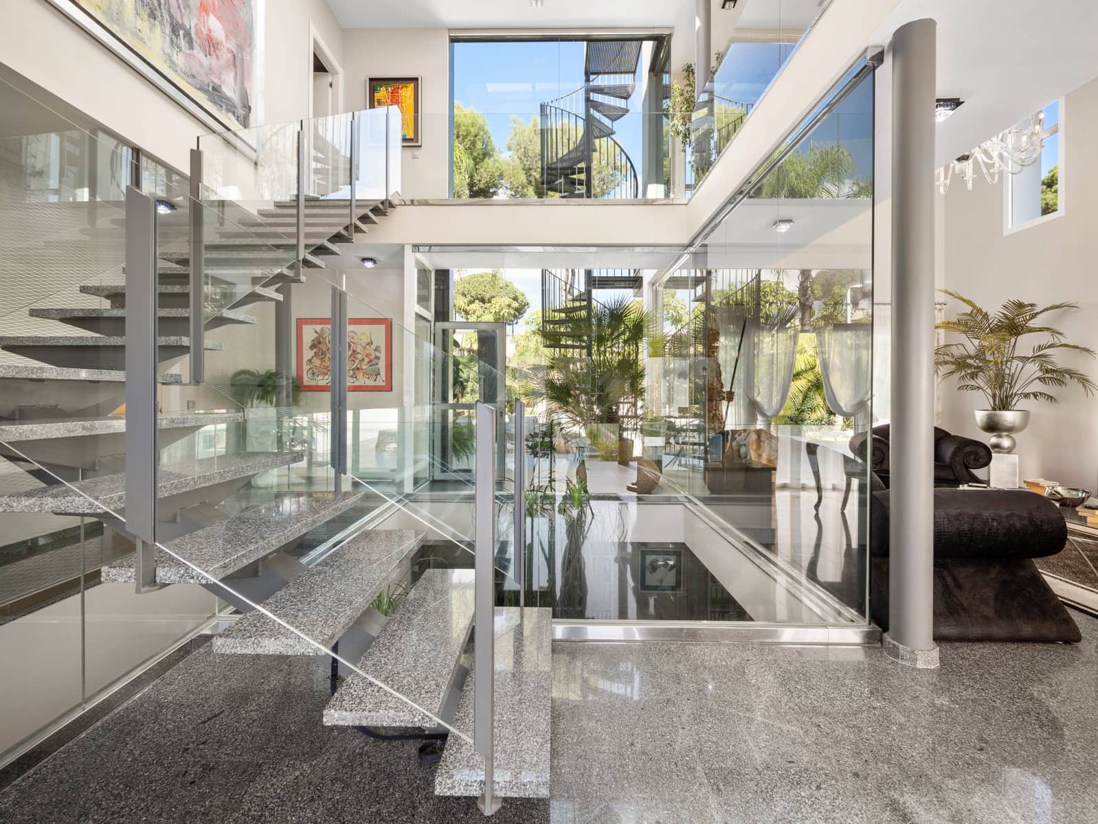 5 slaapkamer Villa te koop in Mijas Costa met zwembad garage - € 1.650.000 (Ref: 9753530)