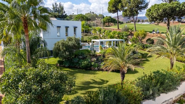 5 soverom Villa til salgs i Mijas Costa, Mijas med svømmebasseng garasje - € 1 650 000 (Ref: 9753530)