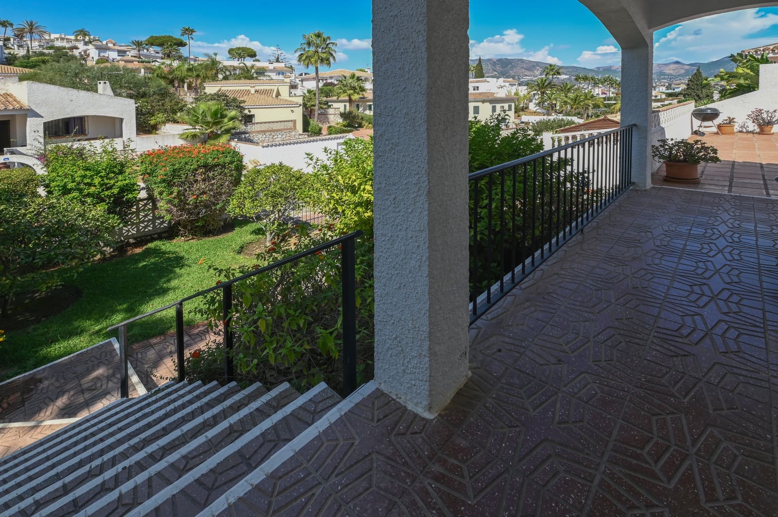 Chalet de 3 habitaciones en Mijas Costa en venta con piscina garaje - 699.000 € (Ref: 9753534)