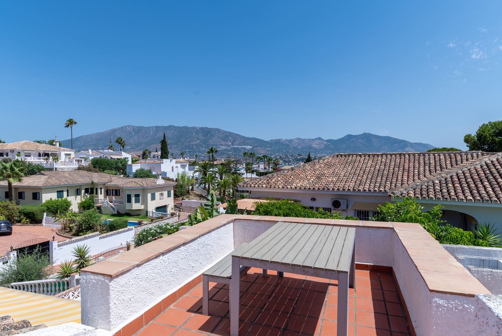 3 bedroom Villa for sale in Mijas Costa with pool garage - € 649,000 (Ref: 9753534)