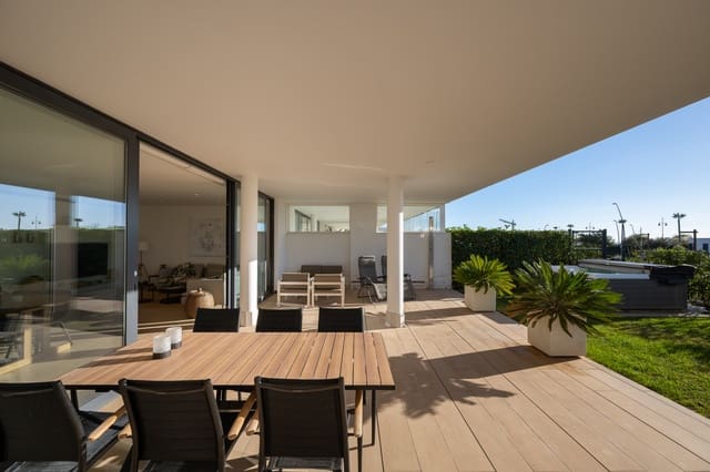 2 soverom Leilighet til salgs i Fuengirola med svømmebasseng garasje - € 649 000 (Ref: 9753536)