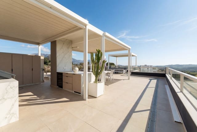 3 soverom Penthouse til salgs i Mijas Costa, Mijas med svømmebasseng garasje - € 697 000 (Ref: 9753537)