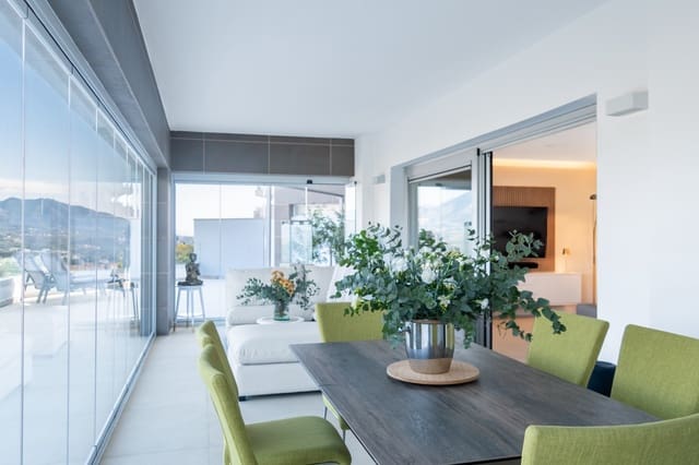 3 soveværelse Lejlighed til salg i Mijas Costa, Mijas med swimmingpool garage - € 690.000 (Ref: 9753539)