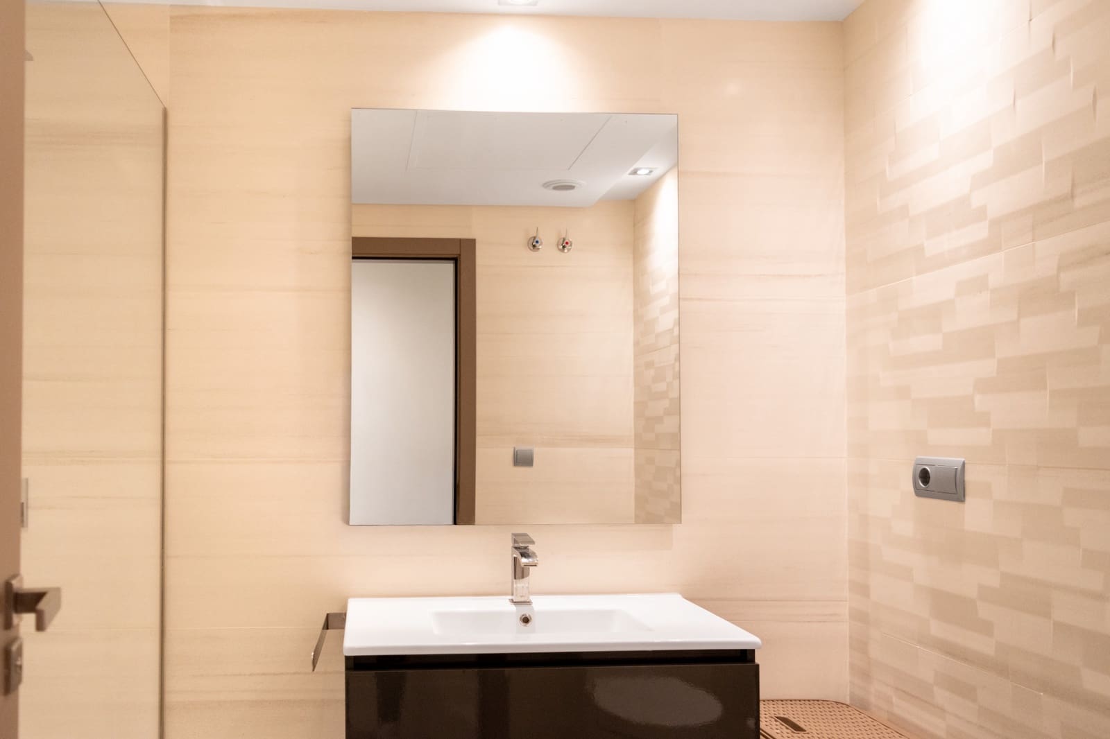 Apartamento de 3 habitaciones en Mijas Costa en venta con piscina garaje - 690.000 € (Ref: 9753539)