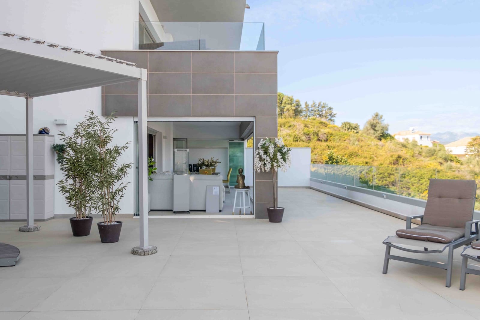 3 bedroom Apartment for sale in Mijas Costa with pool garage - € 690,000 (Ref: 9753539)