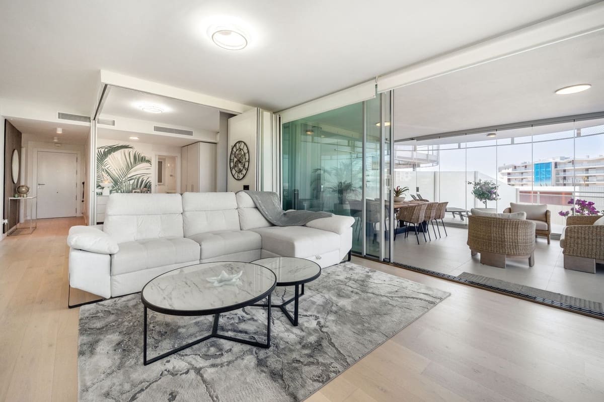 2 sypialnia Apartament na sprzedaż w Fuengirola z basenem garażem - 599 000 € (Ref: 9798160)