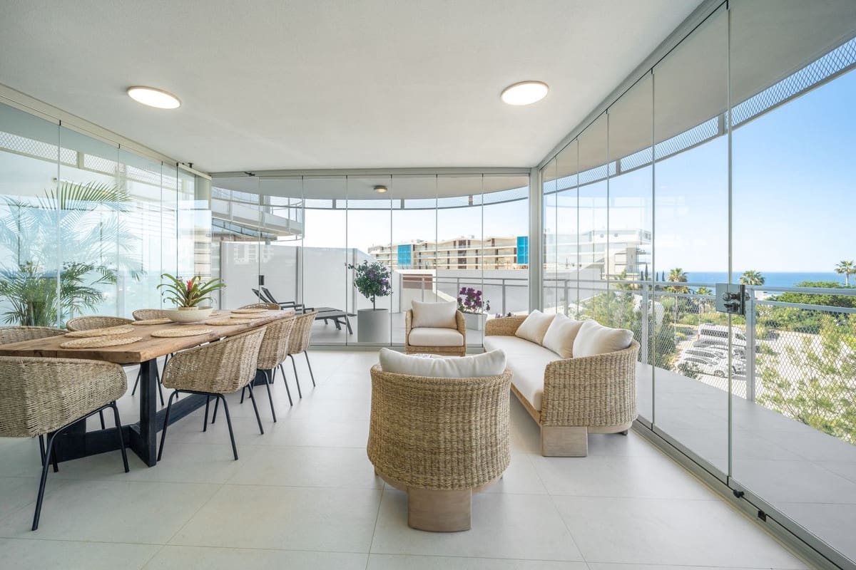 2 sypialnia Apartament na sprzedaż w Fuengirola z basenem garażem - 599 000 € (Ref: 9798160)