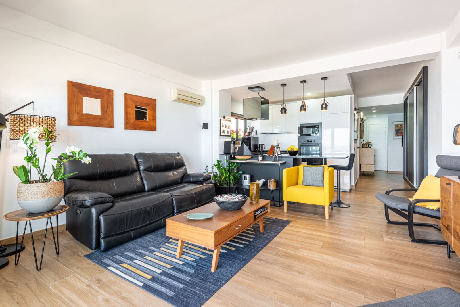 3 bedroom Apartment for sale in Fuengirola with pool garage - € 695,000 (Ref: 9819211)