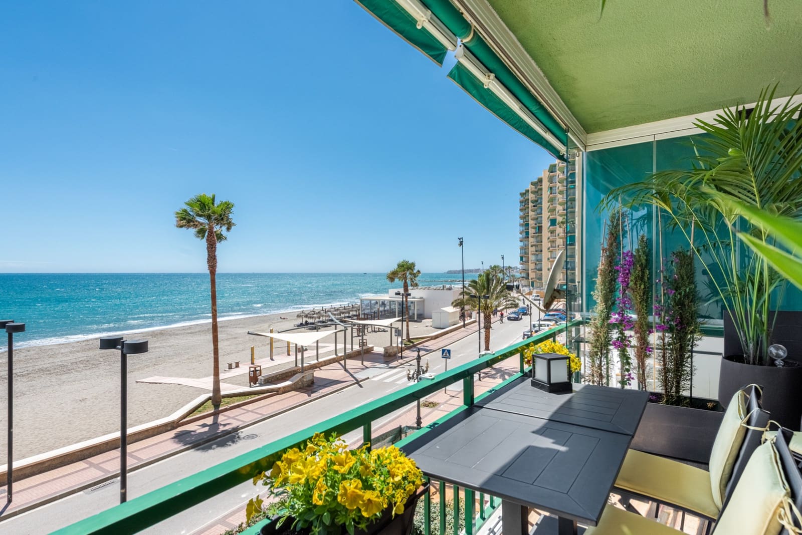 3 bedroom Apartment for sale in Fuengirola with pool garage - € 695,000 (Ref: 9819211)