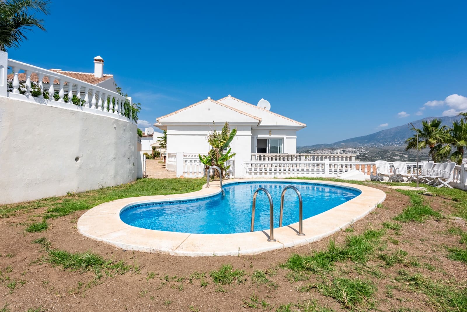 3 soverom Villa til salgs i Mijas Costa med svømmebasseng garasje - € 675 000 (Ref: 9821484)