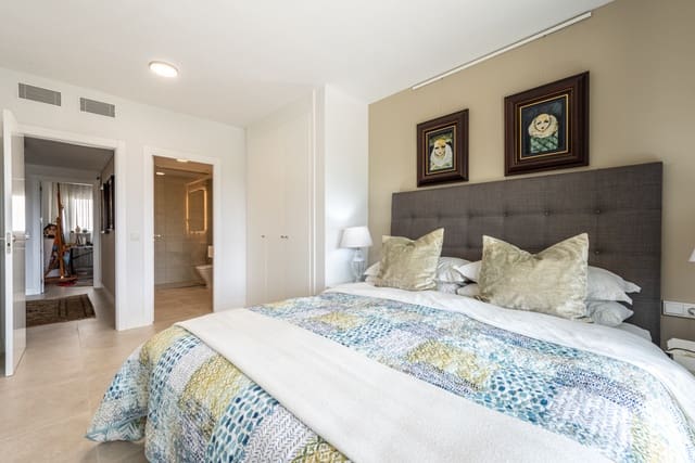 3 quarto Casa em Banda para venda em El Chaparral, Mijas com piscina garagem - 795 000 € (Ref: 9830020)