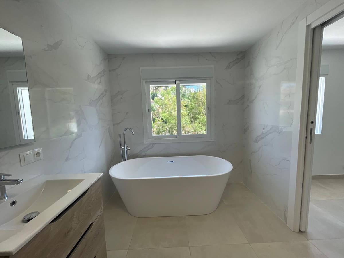 4 sypialnia Willa na sprzedaż w Campo Mijas z basenem garażem - 899 000 € (Ref: 9863558)
