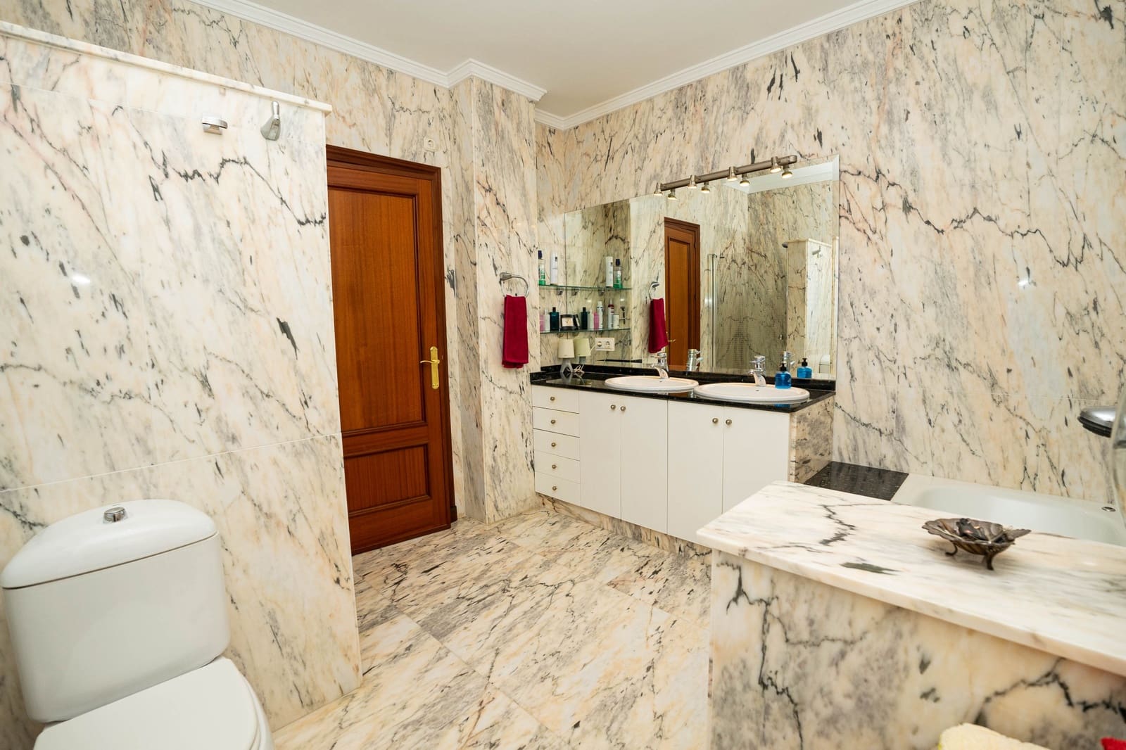 4 sypialnia Willa na sprzedaż w Mijas z basenem garażem - 1 300 000 € (Ref: 9883583)