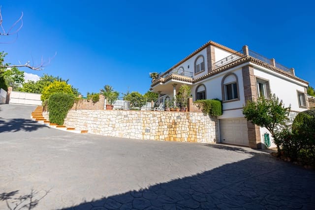 4 sypialnia Willa na sprzedaż w Mijas pueblo, Mijas z basenem garażem - 1 300 000 € (Ref: 9883583)