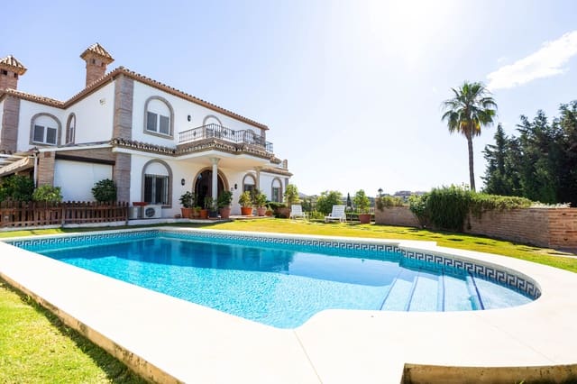 4 sypialnia Willa na sprzedaż w Mijas pueblo, Mijas z basenem garażem - 1 300 000 € (Ref: 9883583)