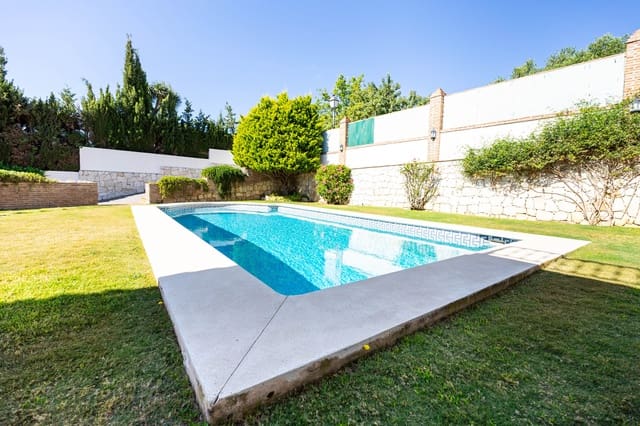 4 sypialnia Willa na sprzedaż w Mijas pueblo, Mijas z basenem garażem - 1 300 000 € (Ref: 9883583)