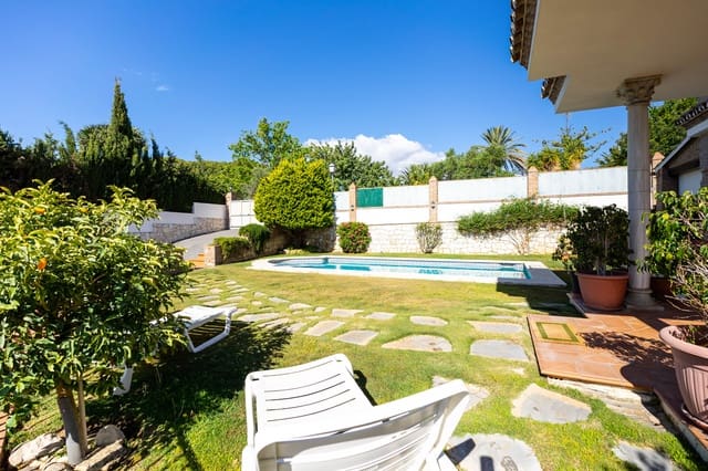 4 sypialnia Willa na sprzedaż w Mijas pueblo, Mijas z basenem garażem - 1 300 000 € (Ref: 9883583)