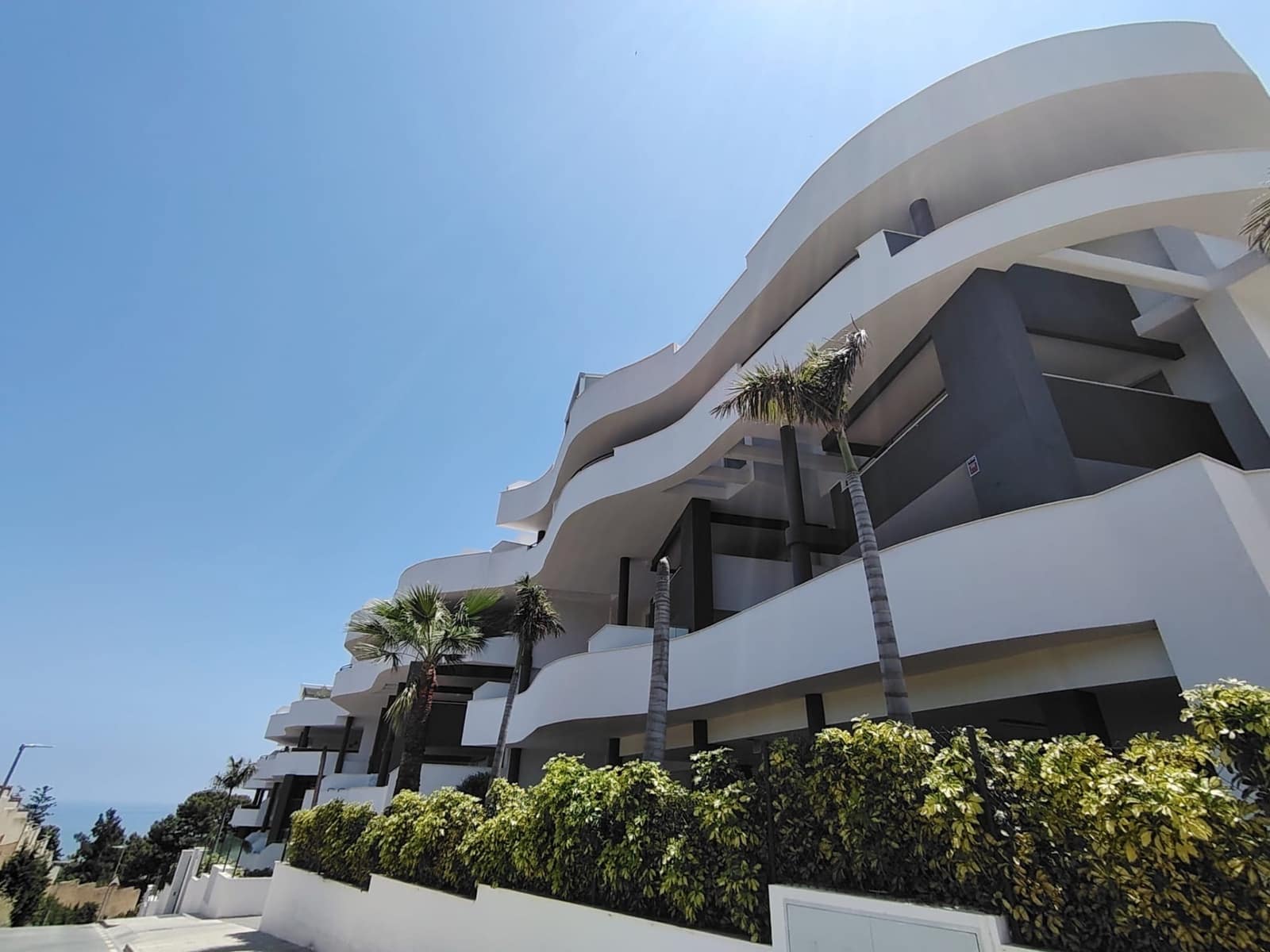 2 slaapkamer Appartement te koop in Torremolinos met zwembad garage - € 495.000 (Ref: 9897403)