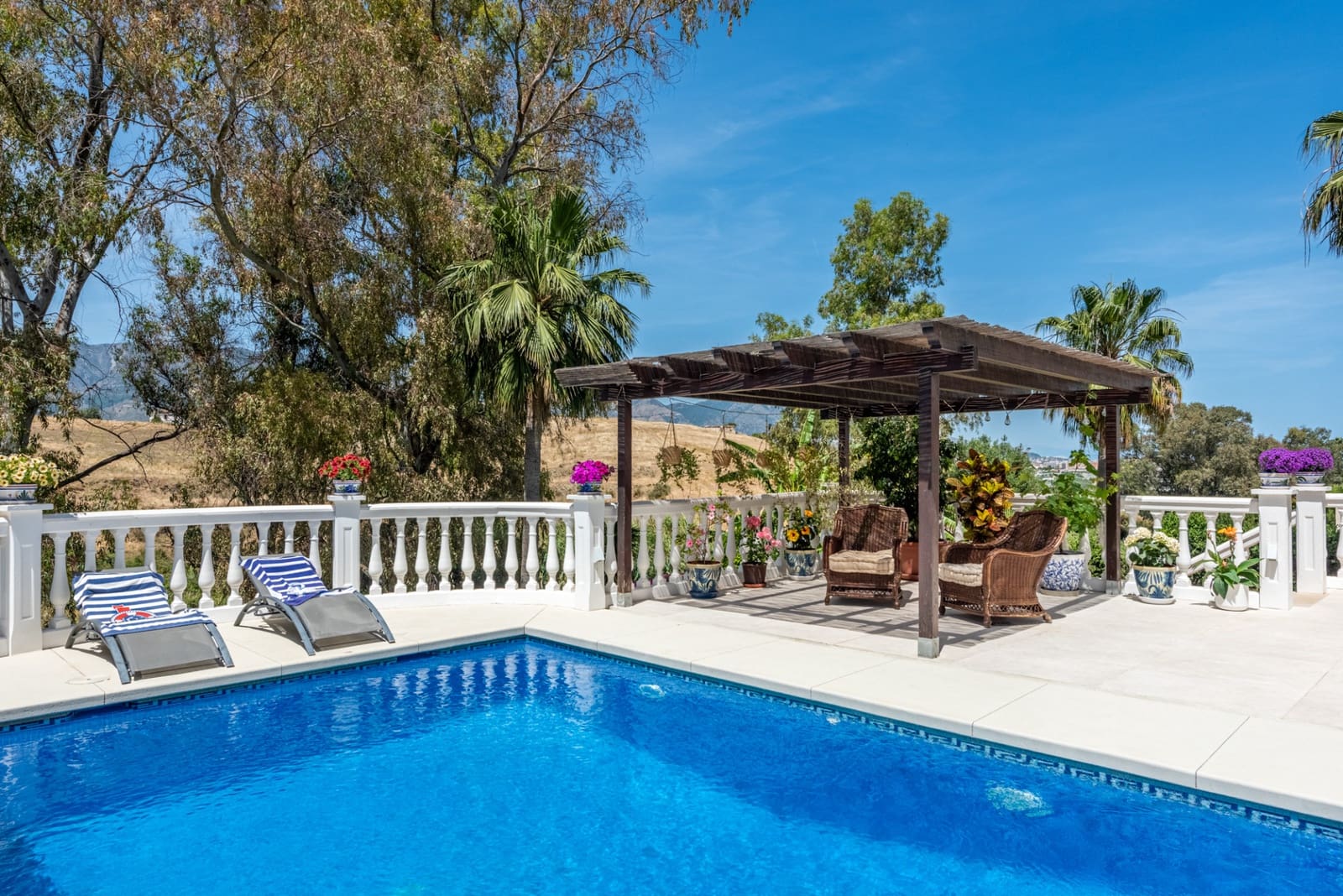 5 quarto Moradia para venda em Mijas com piscina garagem - 975 000 € (Ref: 9905171)
