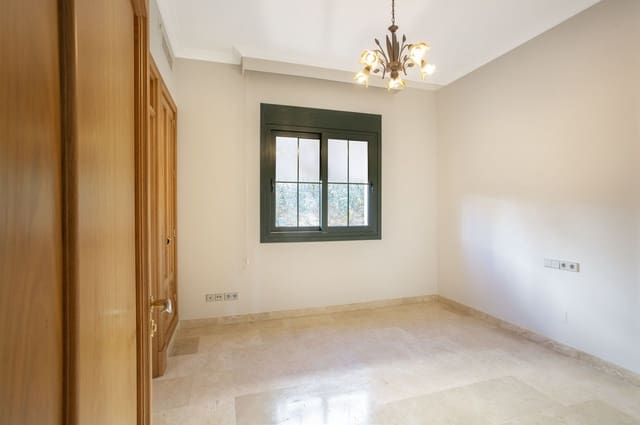 5 soverom Villa til salgs i Mijas Costa, Mijas med svømmebasseng garasje - € 1 600 000 (Ref: 9921173)