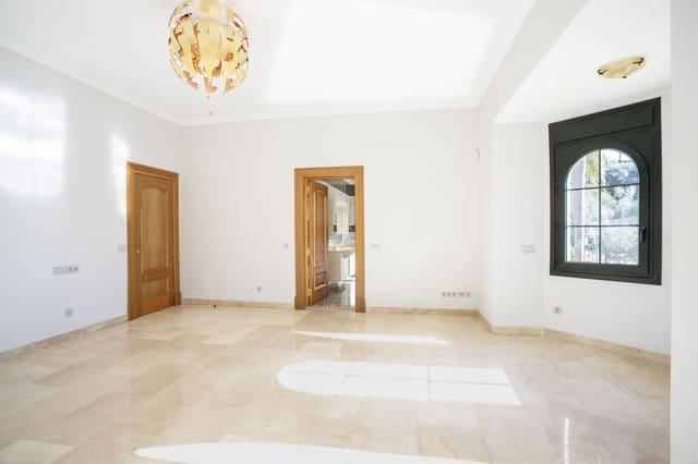 5 soverom Villa til salgs i Mijas Costa, Mijas med svømmebasseng garasje - € 1 600 000 (Ref: 9921173)