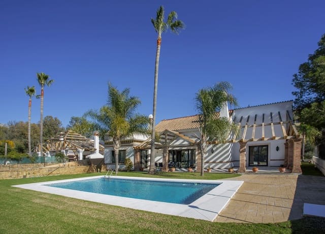 5 soverom Villa til salgs i Mijas Costa, Mijas med svømmebasseng garasje - € 1 600 000 (Ref: 9921173)