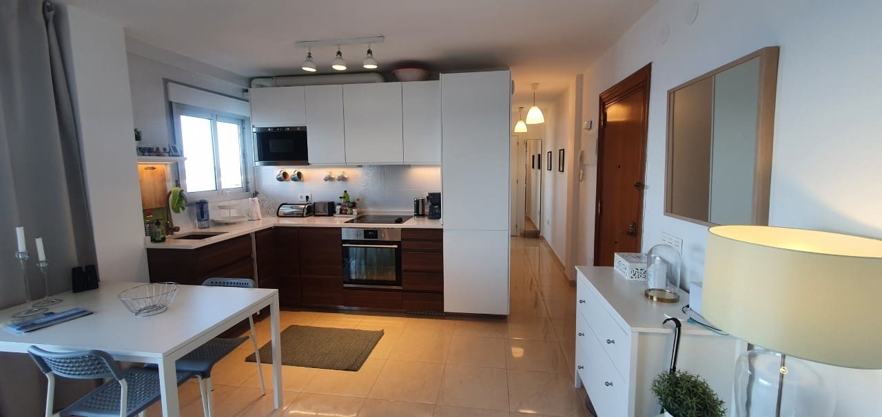 2 makuuhuone Huoneisto myytävänä paikassa Fuengirola mukana 
autotalli - 395 000 € (Ref: 9996208)