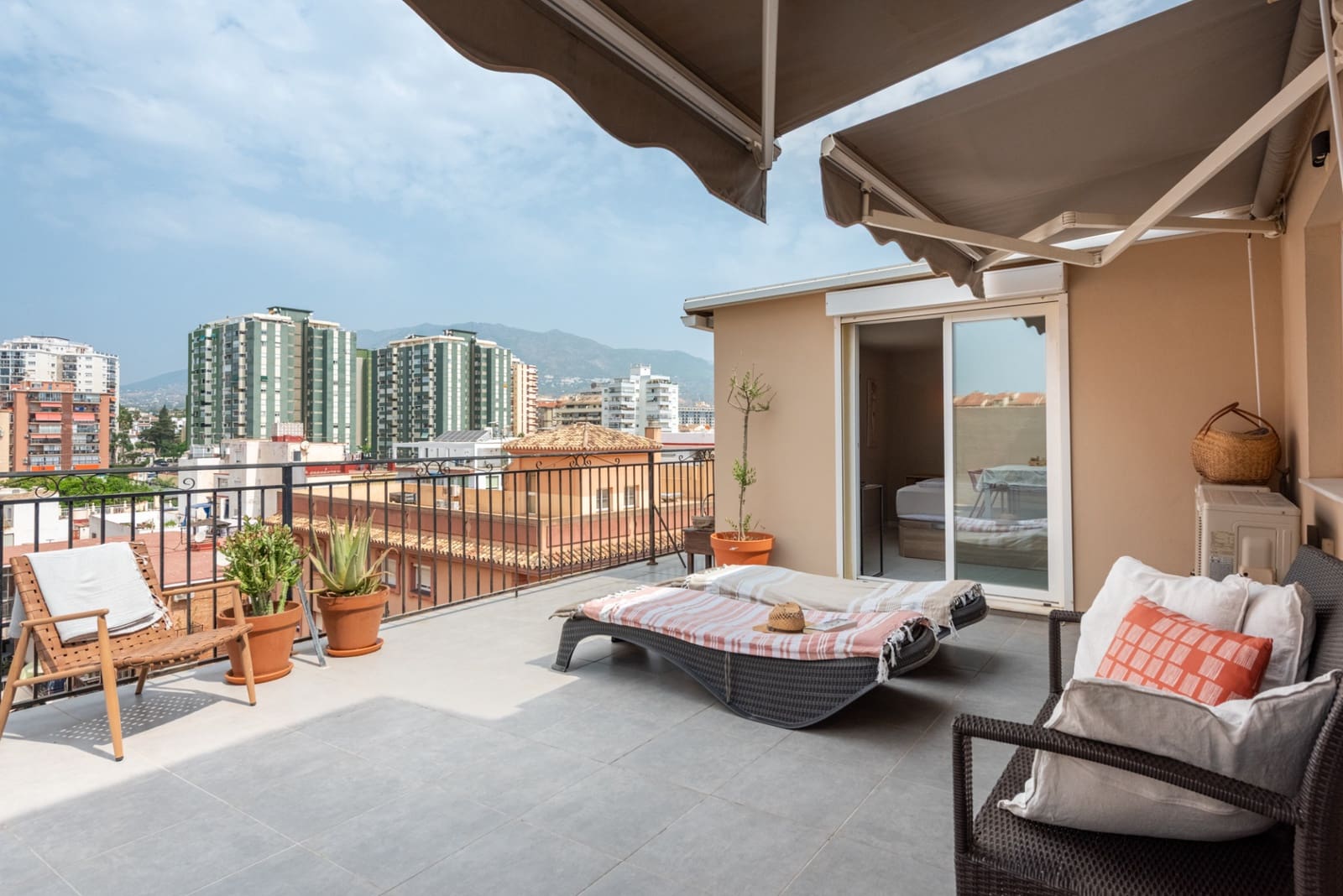 2 soveværelse Penthouse til salg i Fuengirola - € 400.000 (Ref: 9997785)