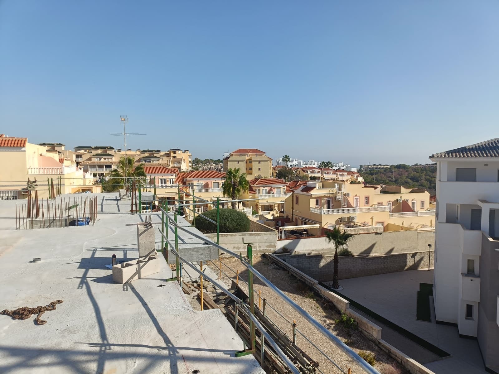 2 sypialnia Penthouse na sprzedaż w Orihuela z basenem - 295 000 € (Ref: 10082123)