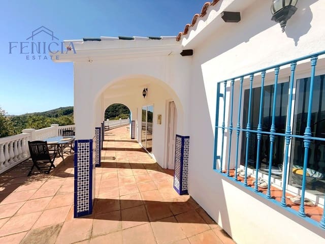 3 quarto Moradia para venda em Almuñécar com piscina garagem - 399 000 € (Ref: 10022002)