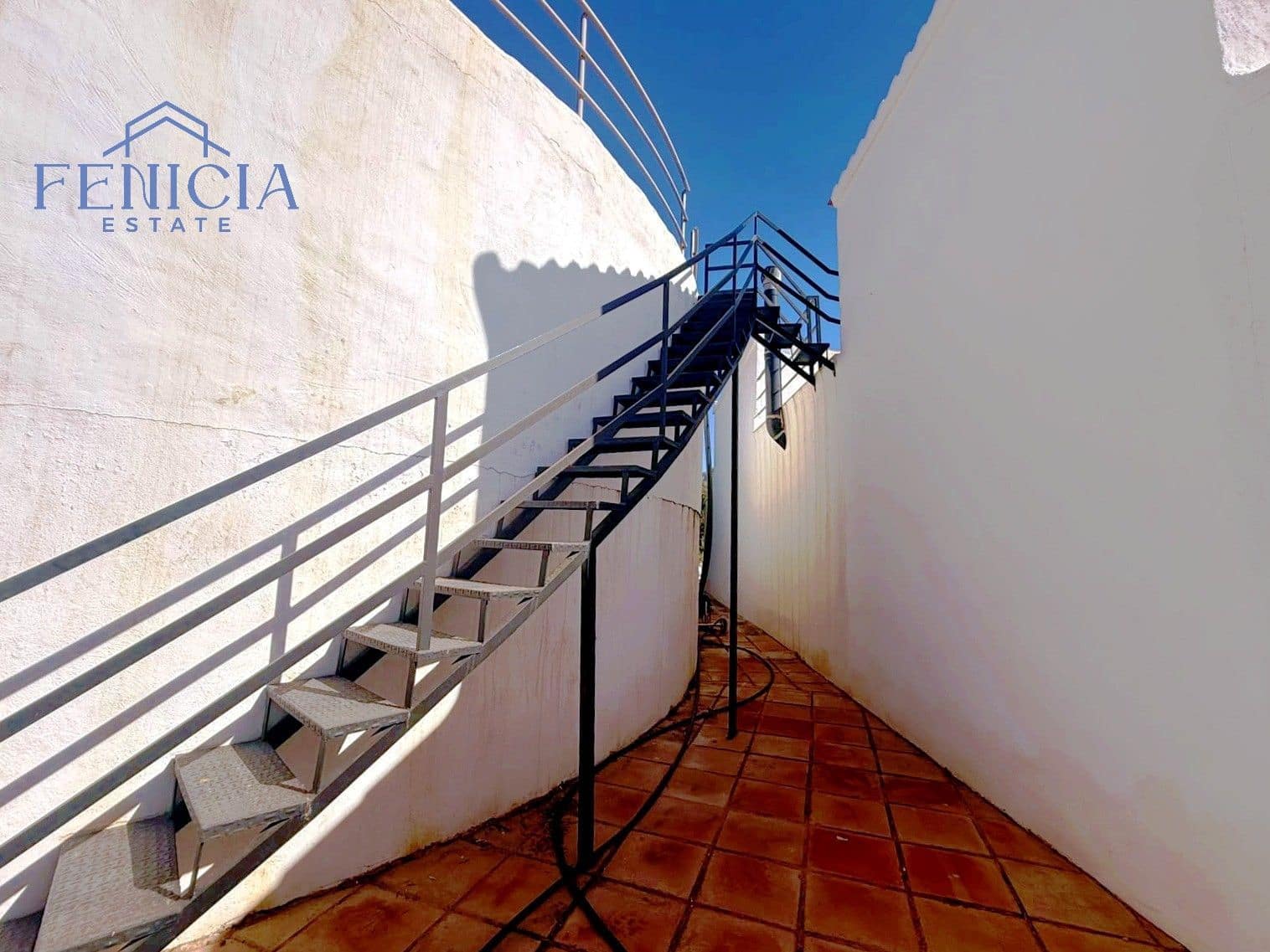3 quarto Moradia para venda em Almunecar com piscina garagem - 399 000 € (Ref: 10022002)